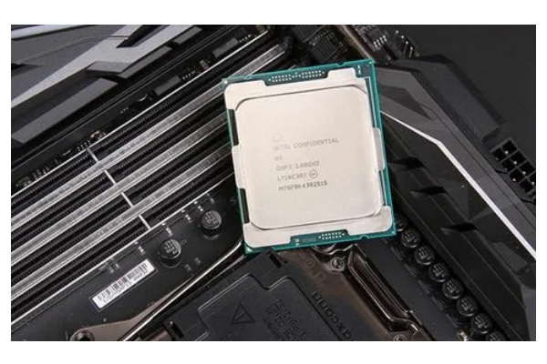 Intel酷睿i7--6950X处理器-3.jpg