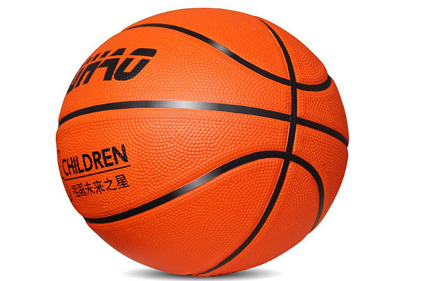 篮球是买pu的还是橡胶的