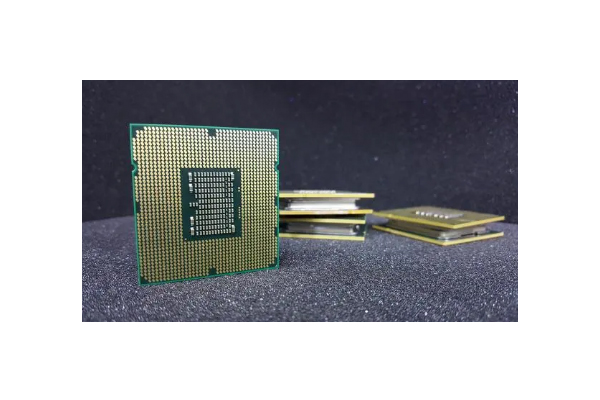 AMD锐龙7-5700X处理器-2.jpg