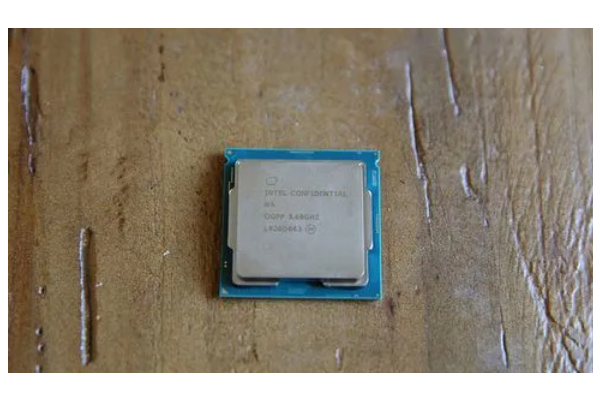 Intel酷睿i9-9900K处理器-3.jpg