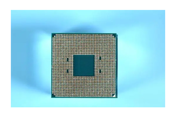 AMD锐龙3-3300X处理器-2.jpg