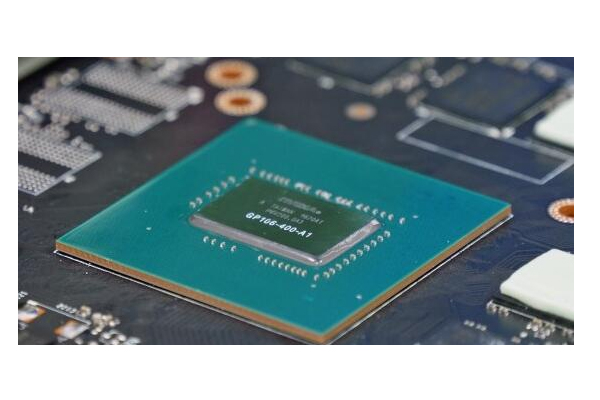 AMD锐龙7-3800XT-3.jpg