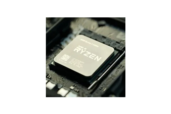 AMD锐龙7-2700X-2.jpg