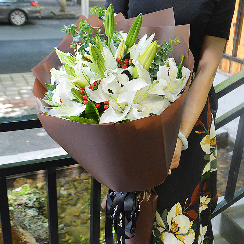 十款适合教师节送礼的鲜花花束