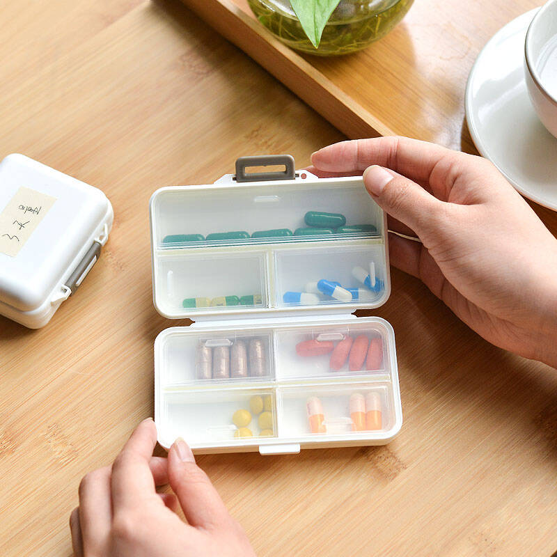 百露 纯色便携式塑料药品盒