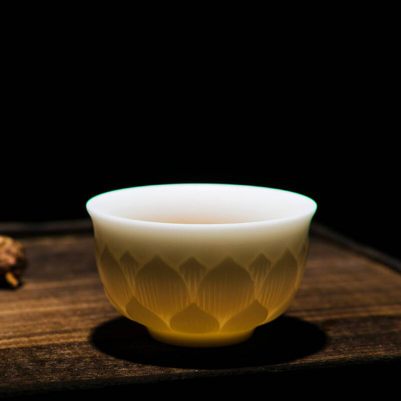 容山堂 白玉 瓷茶杯