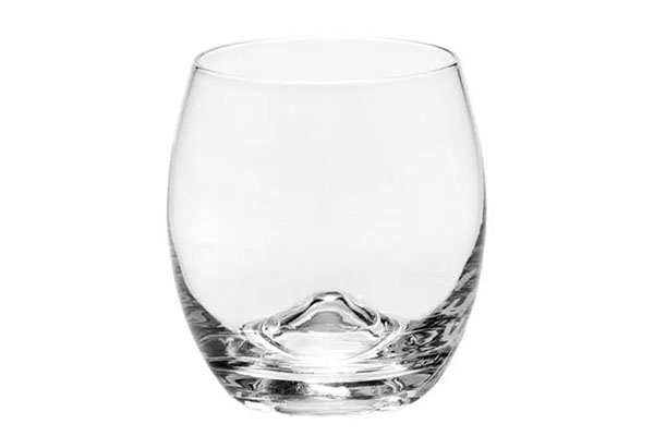 喝酒用陶瓷杯还是玻璃杯