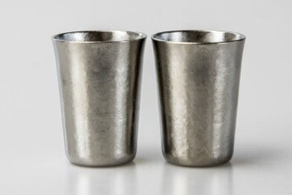 纯钛杯和纯银杯哪个好
