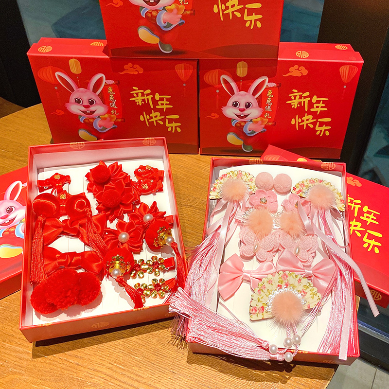 中国风礼盒可爱红色新年小女孩发夹