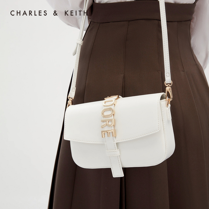 charles keith2021新品女士单肩包